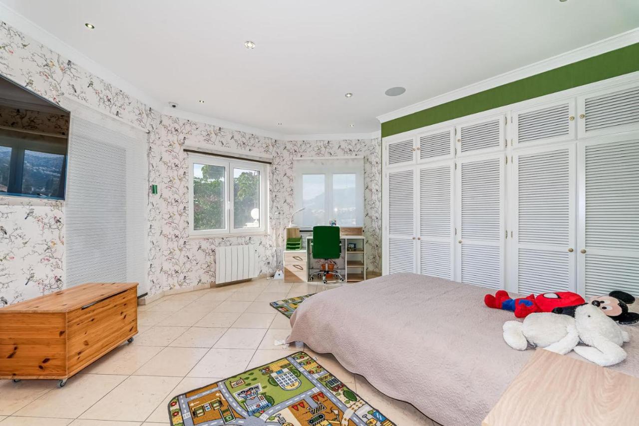 Villa Svim, Walking Distance To The Beach! Μαρμπέλλα Εξωτερικό φωτογραφία